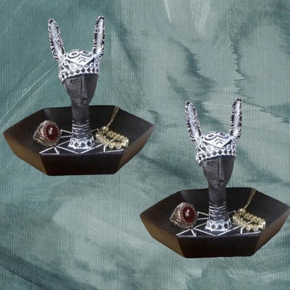 African Tribal Art Figurine - Picture 3 of 8